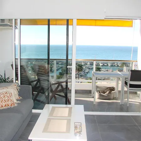 Apto El Faro Puerto Deportivo Apartment